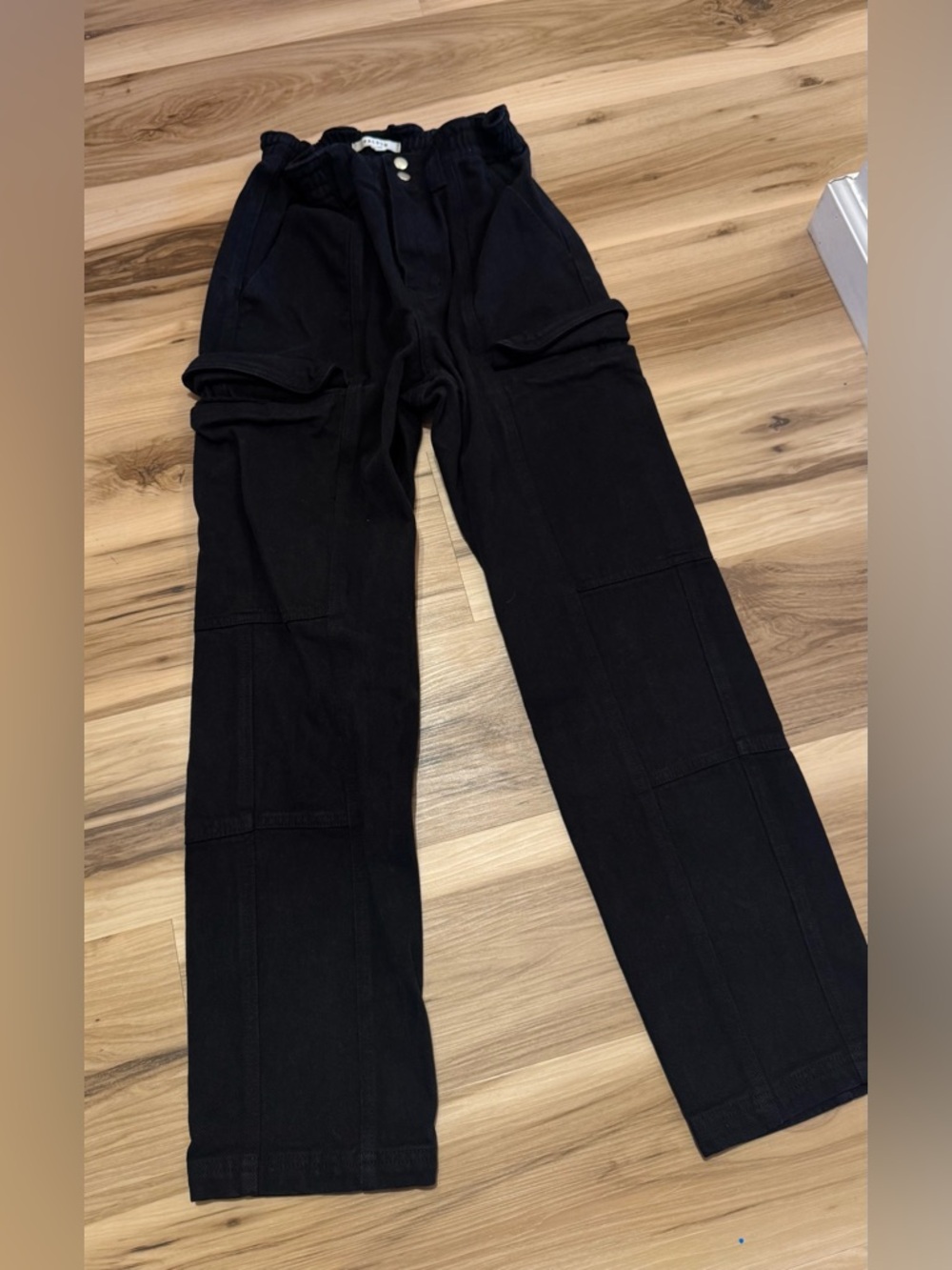 Pacsun Women’s Black Cargo Pants Paperbag waist - Casual Utility Style small